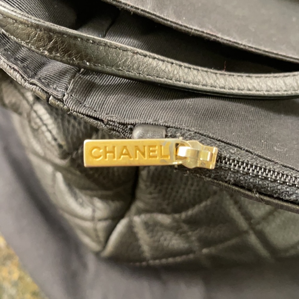AUTHENTIC Chanel XXL Airline Travel Bag - Picture 7 of 16
